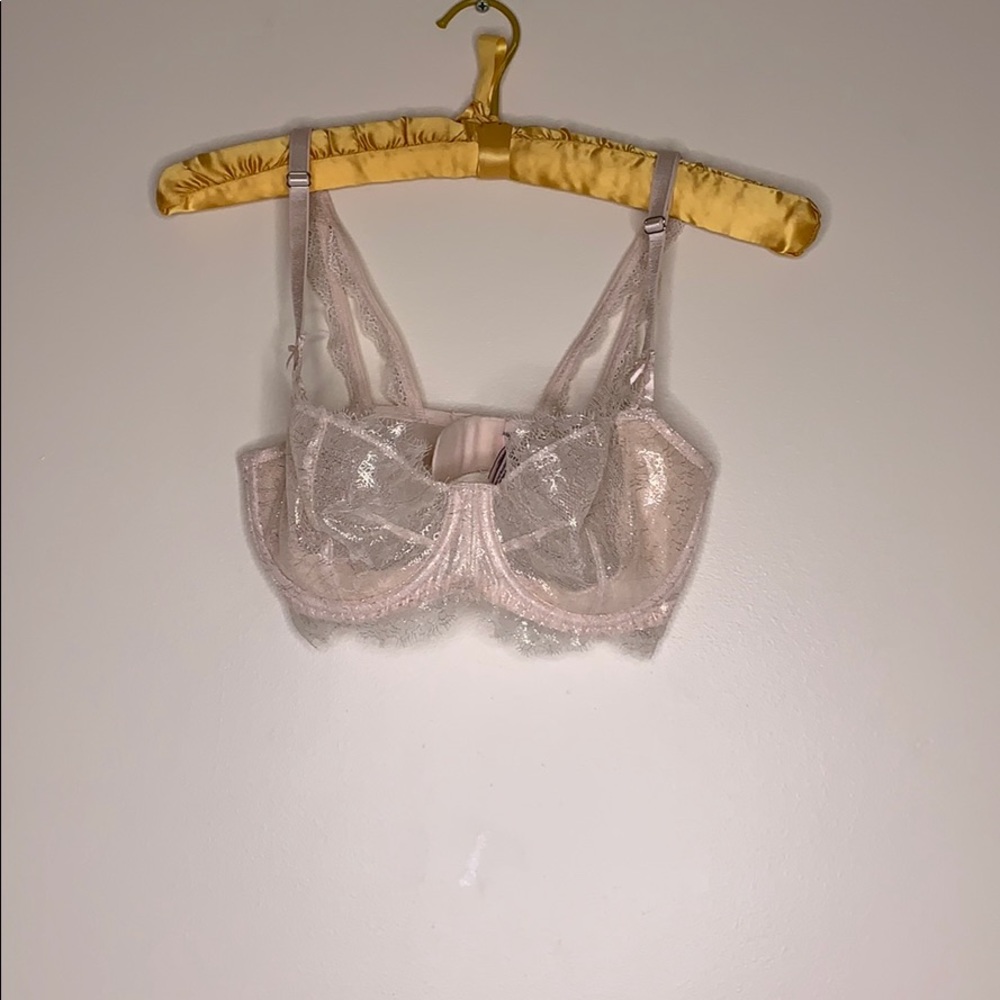 Victoria’s Secret | Dream Angels Underwire Push Up Bra | Pink Lace Lined Support - Picture 2 of 8